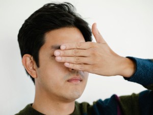 같은 생각이 반복적으로 떠오르는 이유, 뇌의 디폴트 모…